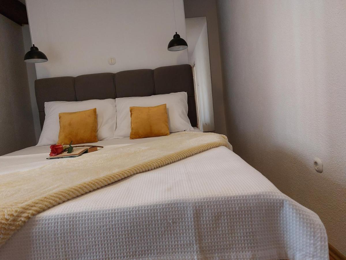 Juras2 Apartment Senj  Ngoại thất bức ảnh