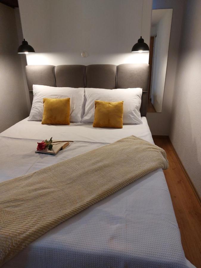 Juras2 Apartment Senj  Ngoại thất bức ảnh