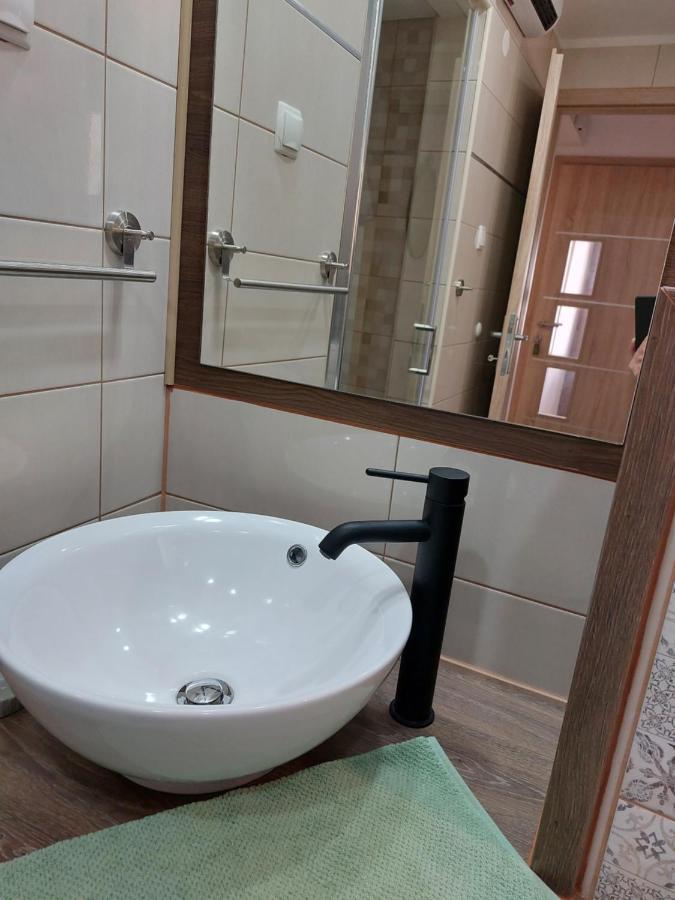 Juras2 Apartment Senj  Ngoại thất bức ảnh